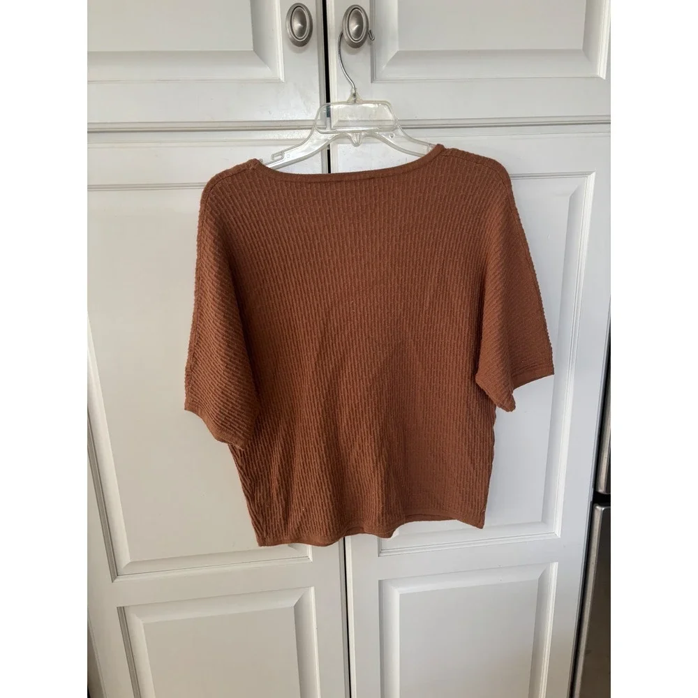 Tahari short sleeve